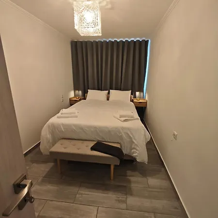 Themistokleous 102 Roof House Patras
