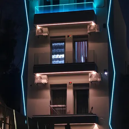 Themistokleous 102 Roof House *