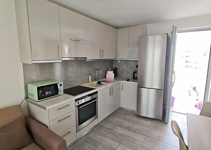 Themistokleous 102 Roof House *