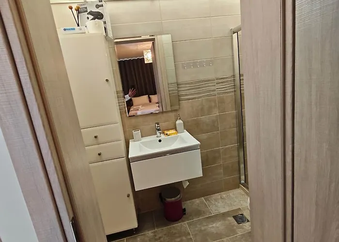 Themistokleous 102 Roof House פאטרה