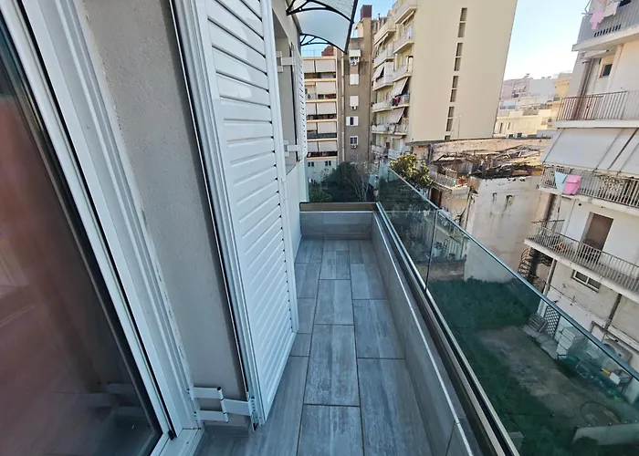 Themistokleous 102 Roof House